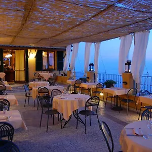Il Borgo Di Campi Apartmanhotel