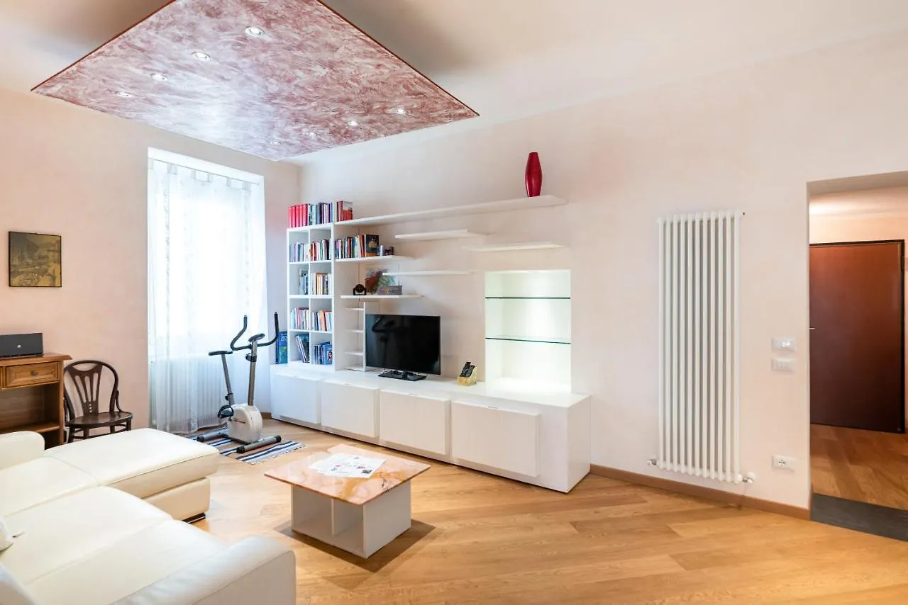 5Terre Experience Riomaggiore Central Penthouse Apartment Italy