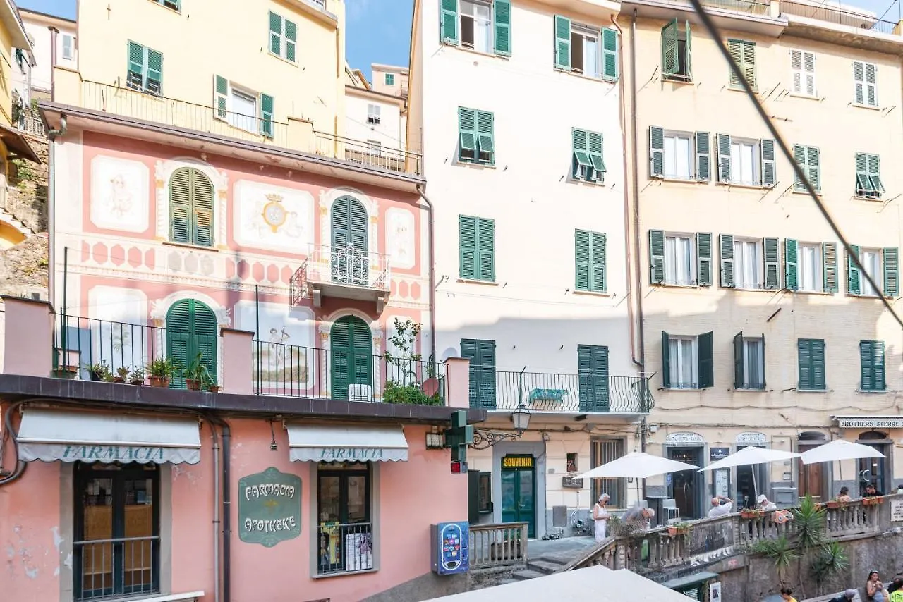 5Terre Experience Riomaggiore Central Penthouse Apartment Italy